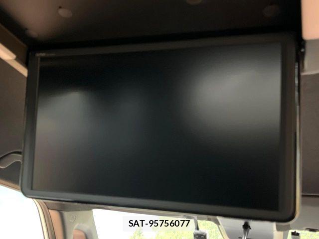 Honda STEP WGN 2023-08 6673760-2
