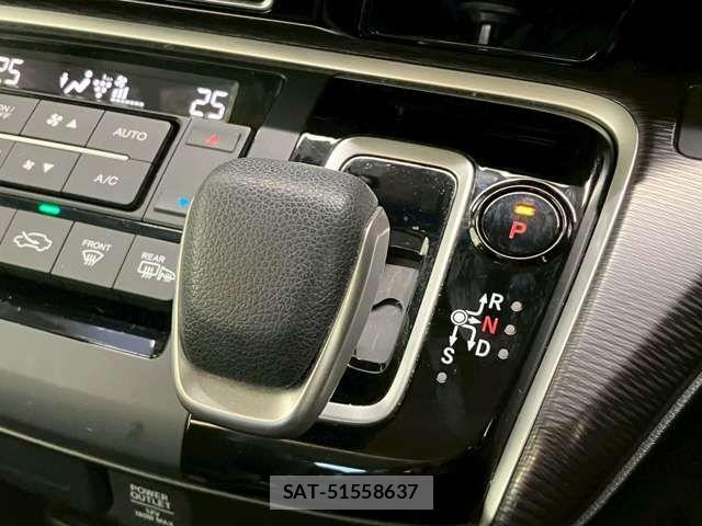 Honda STEP WGN 2021-03 6678228-9