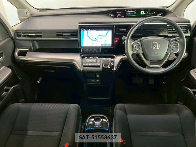 Honda STEP WGN 2021-03 6678228-14