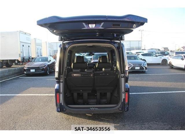 Honda STEP WGN 2017-09 6678232-28
