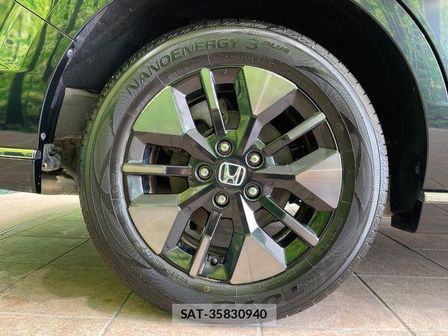 Honda STEP WGN 2023-07 6682890-12