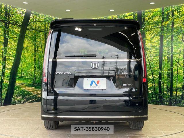 Honda STEP WGN 2023-07 6682890-15
