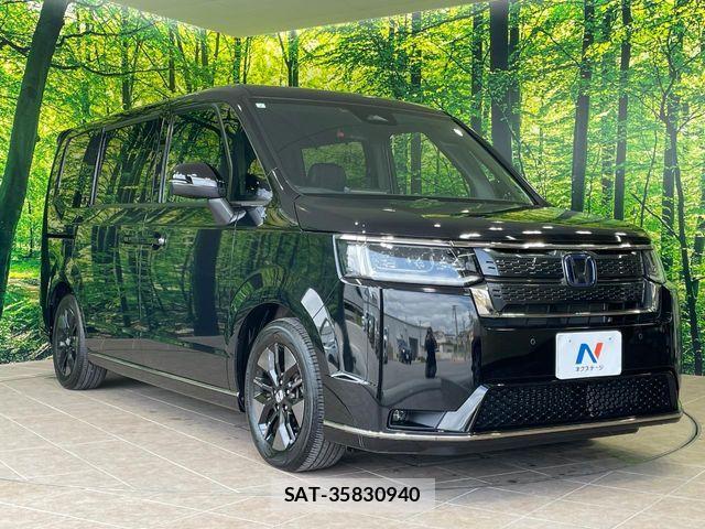 Honda STEP WGN 2023-07 6682890-16