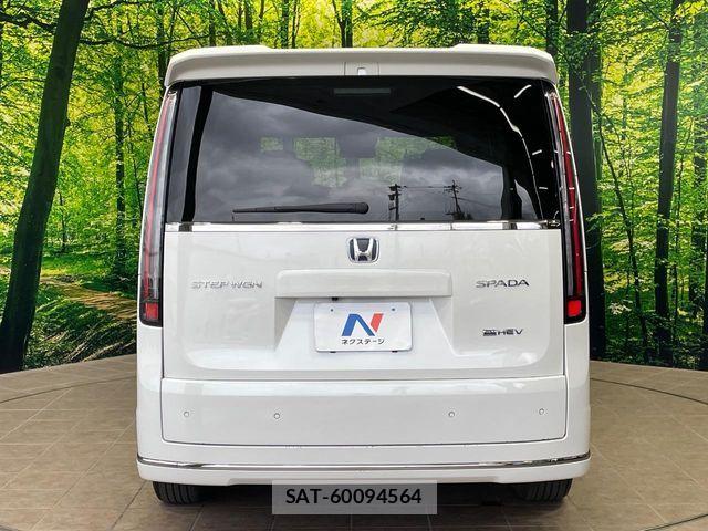 Honda STEP WGN 2023-07 6682889-15