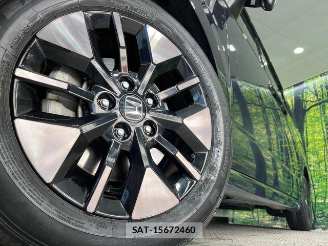 Honda STEP WGN 2023-08 6791536-13