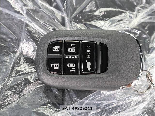 Honda STEP WGN 2025-09 6791523-18