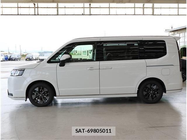 Honda STEP WGN 2025-09 6791523-26