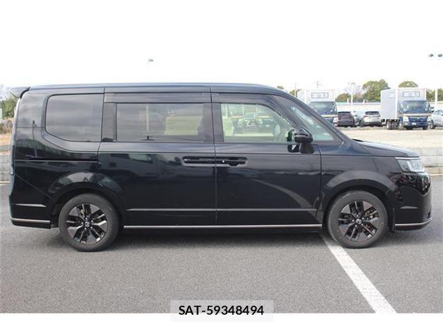 Honda STEP WGN 2022-11 6791537-9