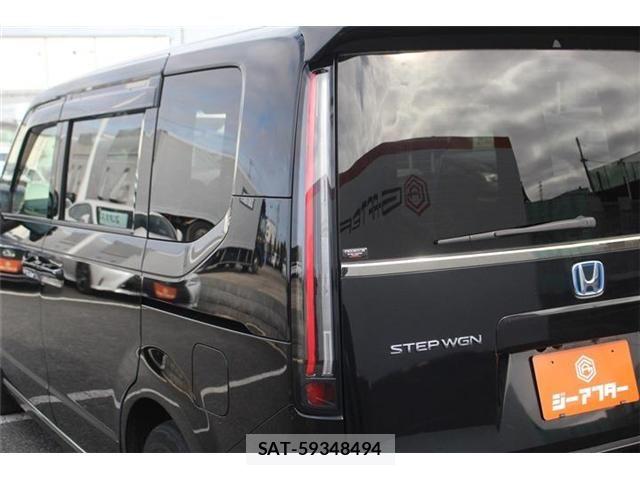 Honda STEP WGN 2022-11 6791537-14