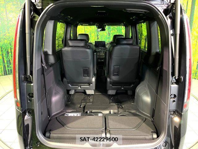 Honda STEP WGN 2025-12 6791516-9