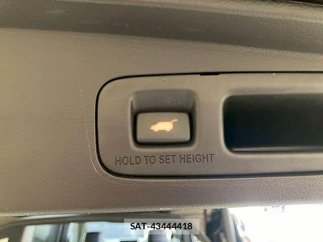 Honda STEP WGN 2023-09 6791527-10