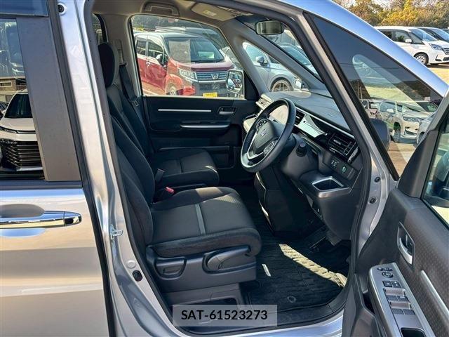 Honda STEP WGN 2021-01 6791555-15