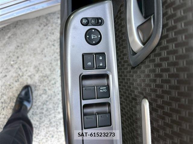 Honda STEP WGN 2021-01 6791555-16
