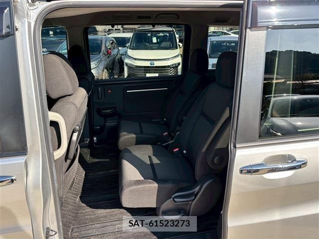 Honda STEP WGN 2021-01 6791555-3