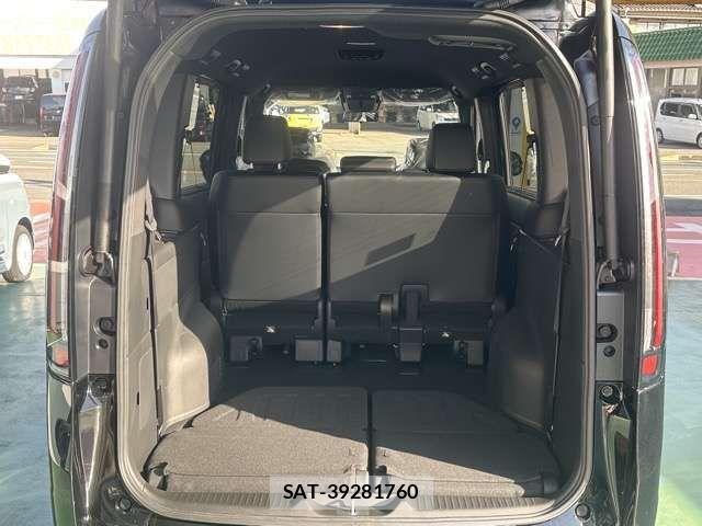 Honda STEP WGN 2025-11 6791526-13