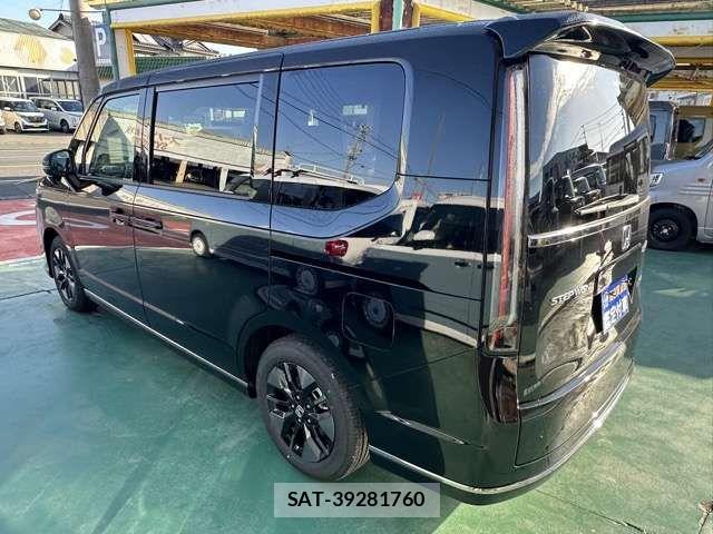Honda STEP WGN 2025-11 6791526-1