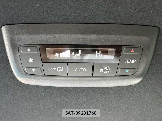 Honda STEP WGN 2025-11 6791526-7