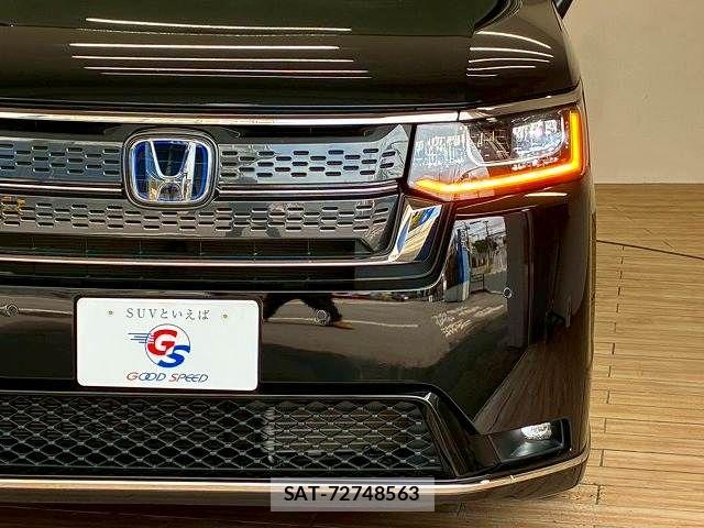 Honda STEP WGN 2023-10 6791533-17