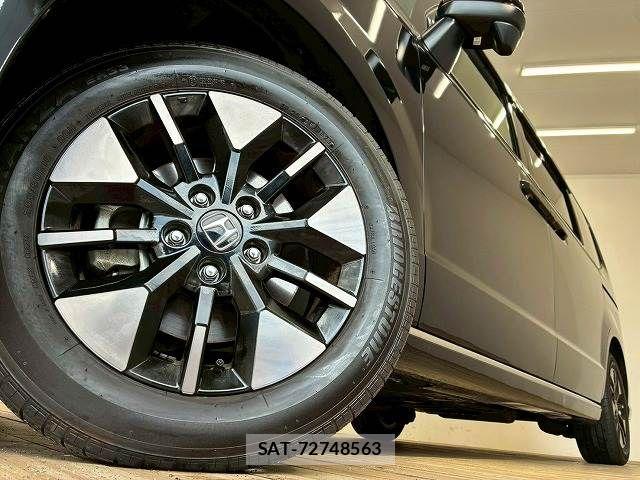 Honda STEP WGN 2023-10 6791533-19