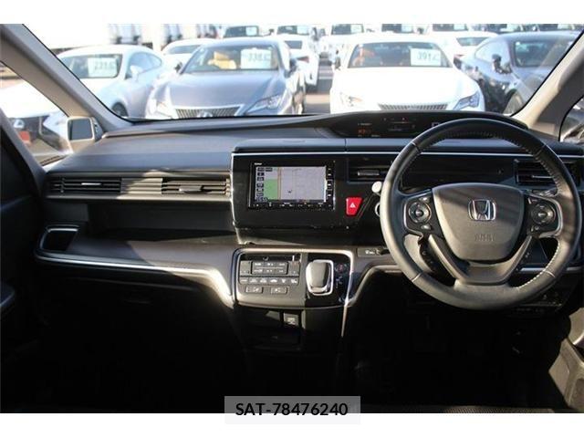 Honda STEP WGN 2021-09 6791558-21