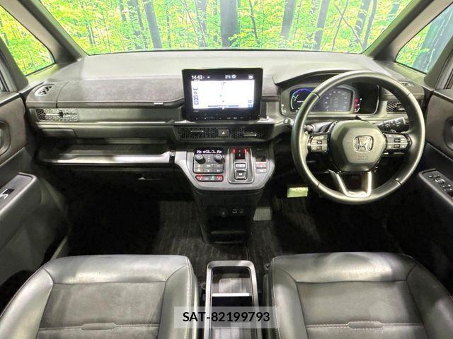 Honda STEP WGN 2022-10 6791540-1