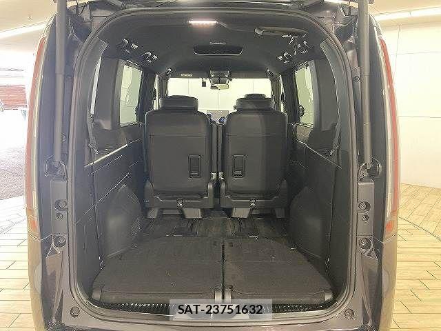 Honda STEP WGN 2022-11 6791530-12