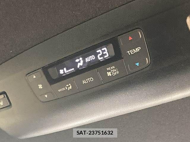 Honda STEP WGN 2022-11 6791530-8