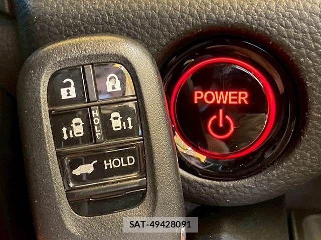 Honda STEP WGN 2022-12 6791522-12