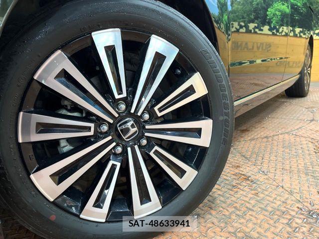 Honda STEP WGN 2023-07 6791513-13