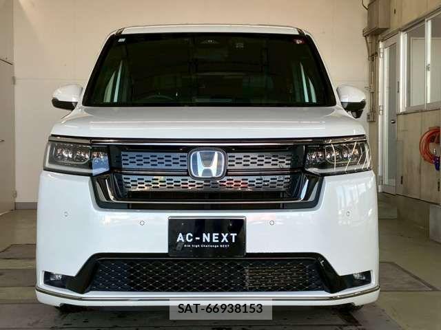 Honda STEP WGN 2023-07 6791543-16