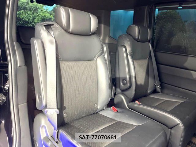 Honda STEP WGN 2022-11 6913518-7