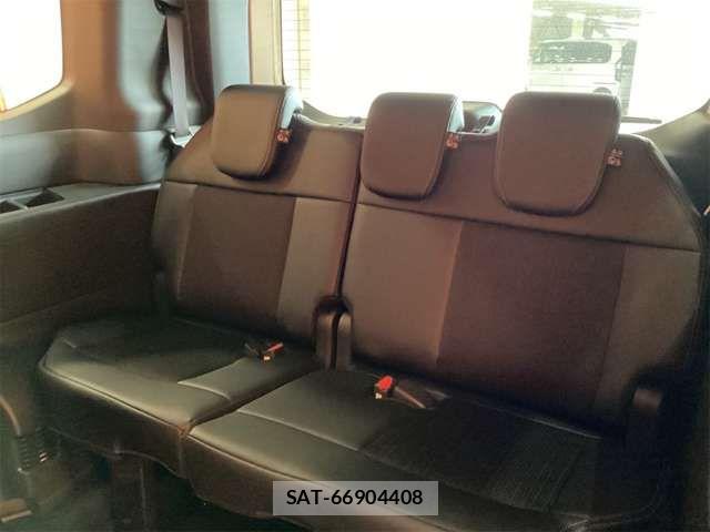 Honda STEP WGN 2026-01 6913516-14