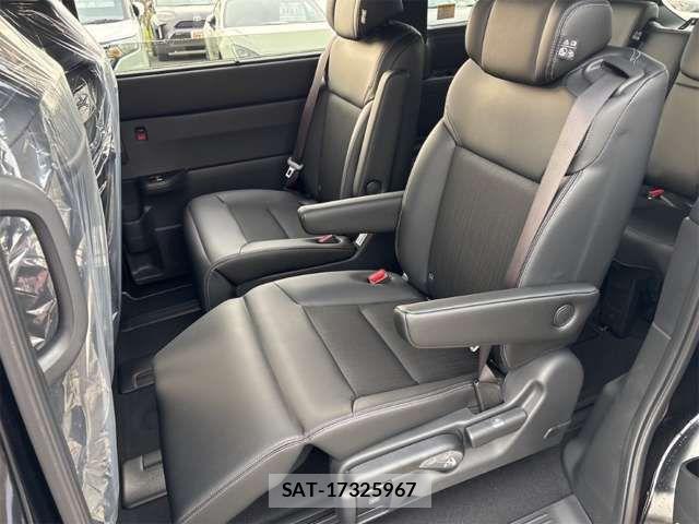 Honda STEP WGN 2025-06 6913521-10