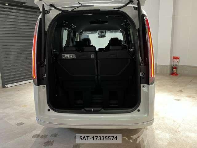 Honda STEP WGN 2026-02 6913517-11