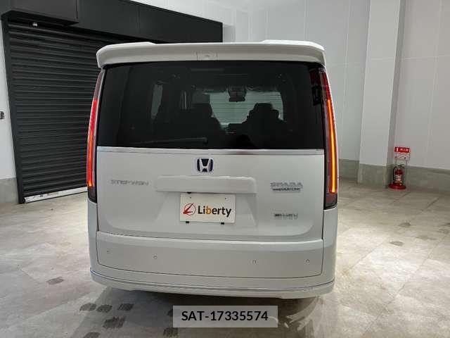 Honda STEP WGN 2026-02 6913517-8