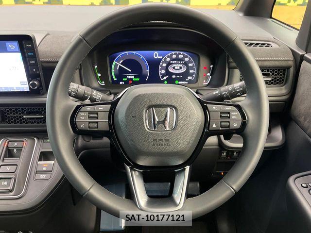 Honda STEP WGN 2025-11 6913514-10
