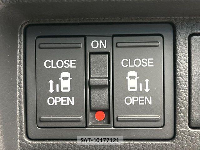 Honda STEP WGN 2025-11 6913514-4