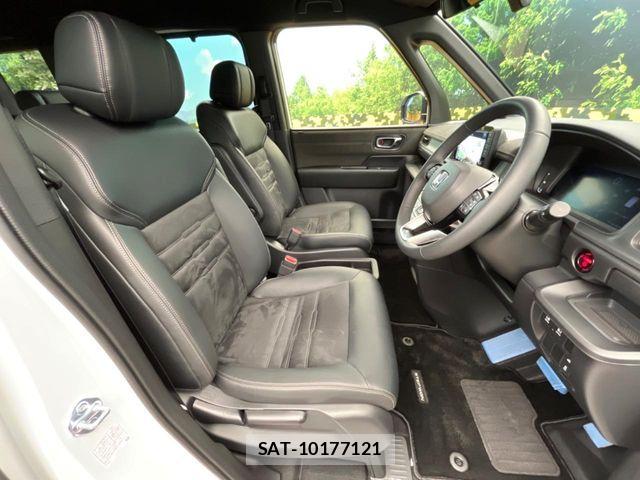 Honda STEP WGN 2025-11 6913514-6