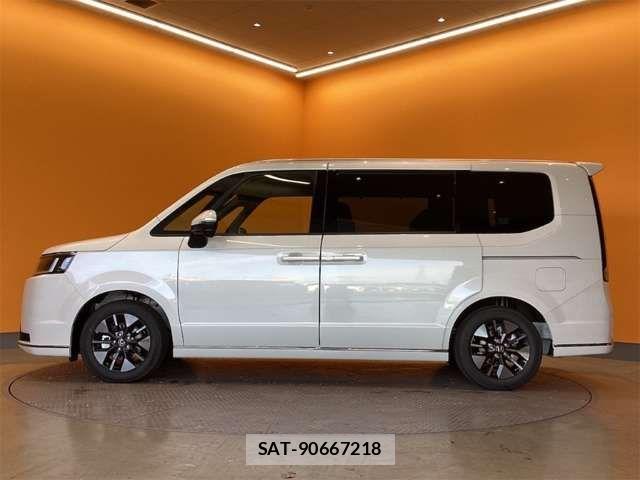 Honda STEP WGN 2026-02 6913519-12