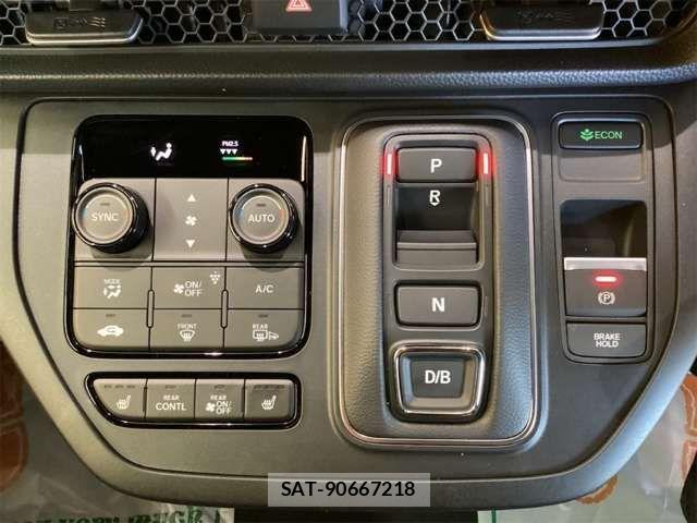 Honda STEP WGN 2026-02 6913519-5