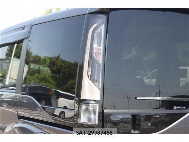 Honda STEP WGN 2019-08 6998452-11