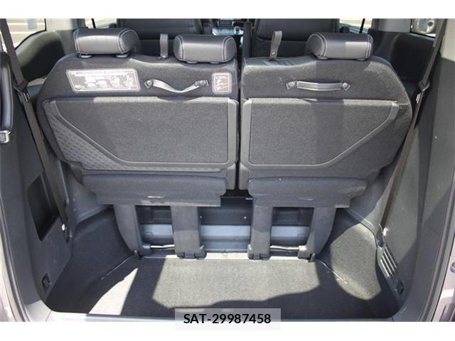 Honda STEP WGN 2019-08 6998452-16
