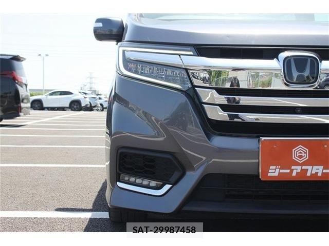 Honda STEP WGN 2019-08 6998452-19