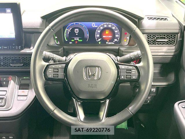 Honda STEP WGN 2024-04 7060859-11