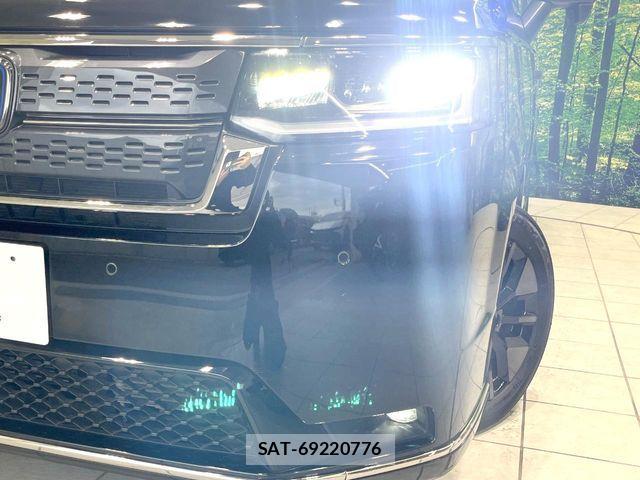 Honda STEP WGN 2024-04 7060859-12