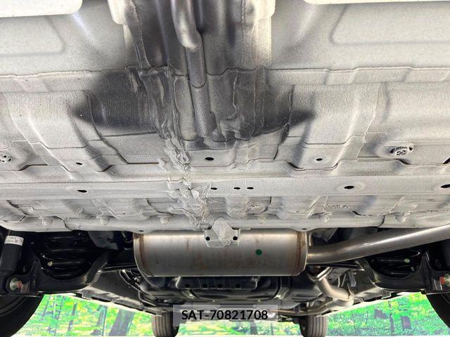 Honda STEP WGN 2023-05 7060855-18