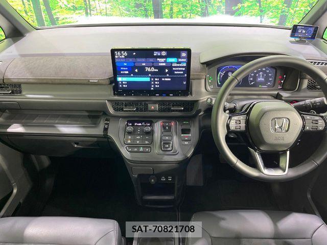 Honda STEP WGN 2023-05 7060855-1