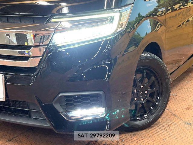 Honda STEP WGN 2018-03 7225526-11
