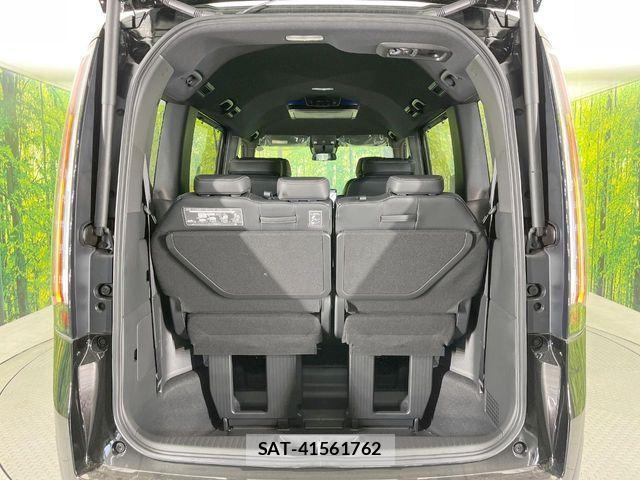 Honda STEP WGN 2025-11 7225539-10
