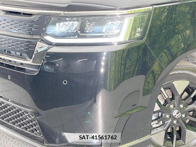 Honda STEP WGN 2025-11 7225539-12